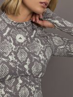 aSMC TruePurpose Training Longsleeve Crop - Almond Milk-Smc/Charcoal - Image 6