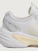 aSMC Barricade - Ftwr White/Almond Milk-Smc/Willow Grey - Image 9