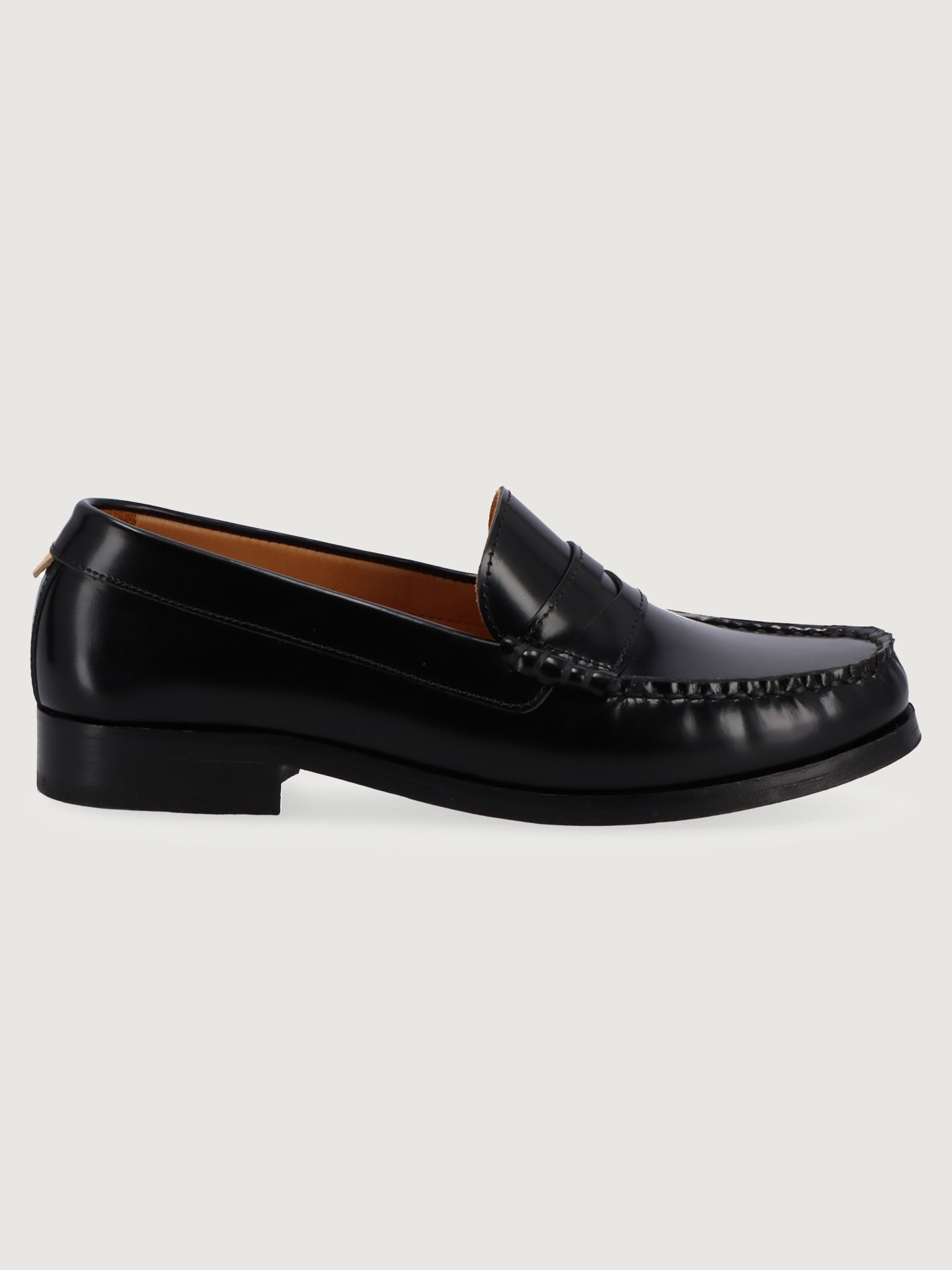 ALOH-S100111-01-BLKBLK-Terrane-Black-Leather-Loafers-color-black8 Terrane Black Leather Loafers - Black - Image 1
