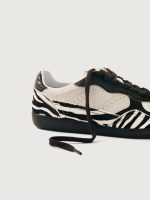 tb.490 - Soft Brown Leather Zebra - Image 9