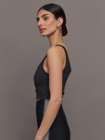 V-Neck Tempo Crop Bra - Black - Image 4