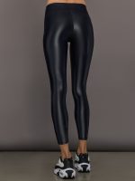 Regular Rise 7/8 Legging in Takara Shine - Black - Image 6