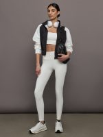 High Rise Sport Pocket Legging in Diamond Compression - Cloud Dancer - Image 7