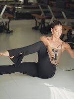 Split Bootcut Legging in Melt - Black - Image 3