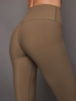High Rise Legging in Melt - CARIBOU - Image 5