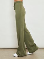 Wide Leg Pintuck Sweatpant in French Terry - Ivy Green