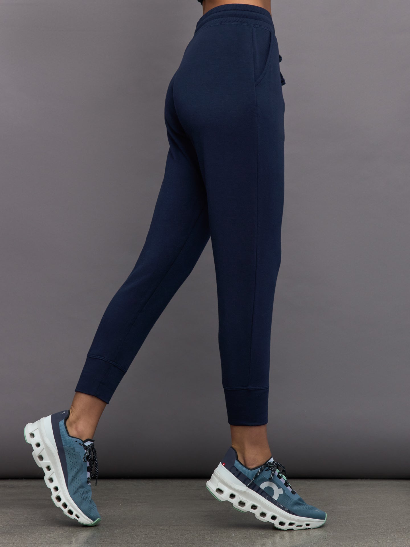 CARB-YD862-BLUE-24FAL-Slim-Jogger-color-Navy-Blazer_14444-Edit Slim Jogger - Navy Blazer - Image 1