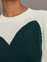 Benton Sweater Imperfect Heart - Off White / Emerald - Image 8