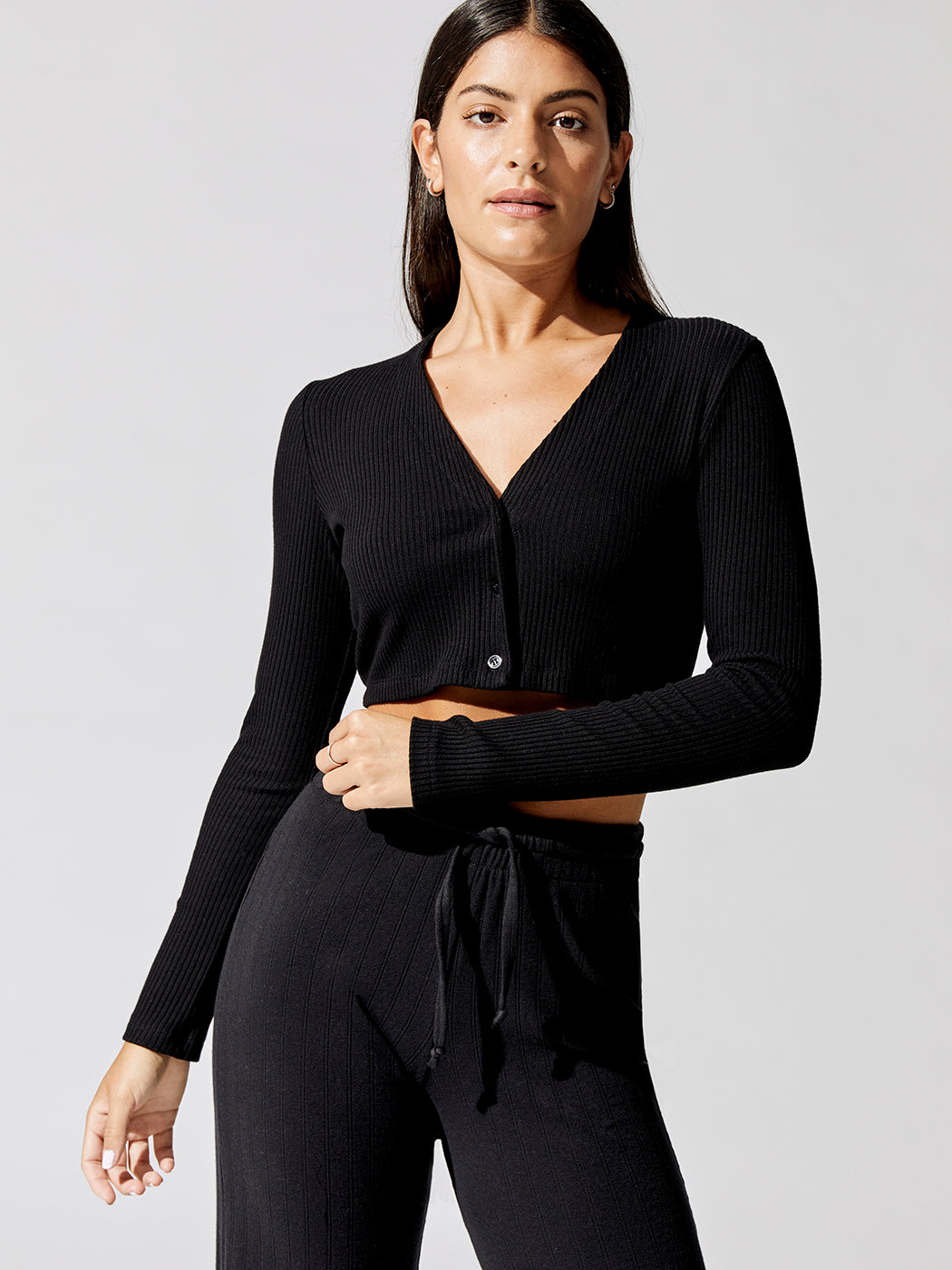 LESET-LJ028AALI-BLKBLK-ali-crop-v-cardigan-Color-BLACK_c452d9d5-8c8a-4fcf-b86b-812318823bae Ali Crop V Cardigan - Black - Image 1