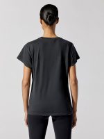 Pink Floyd 1977 Unisex Tee - Coal - Image 4