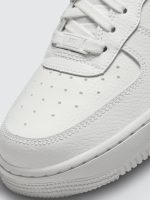 W AIR FORCE 1 '07 ESS - Summit White/Grey Fog-Black-Summit White - Image 7