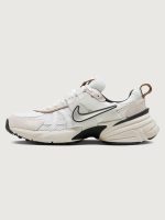 Nike V2K Run - Summit White/ Chrome / White / LT Orewood Brn - Image 7