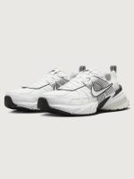 W Nike V2K Run - White/White-Platinum Tint-Summit White-Black - Image 6