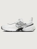 W Nike V2K Run - White/White-Platinum Tint-Summit White-Black - Image 4
