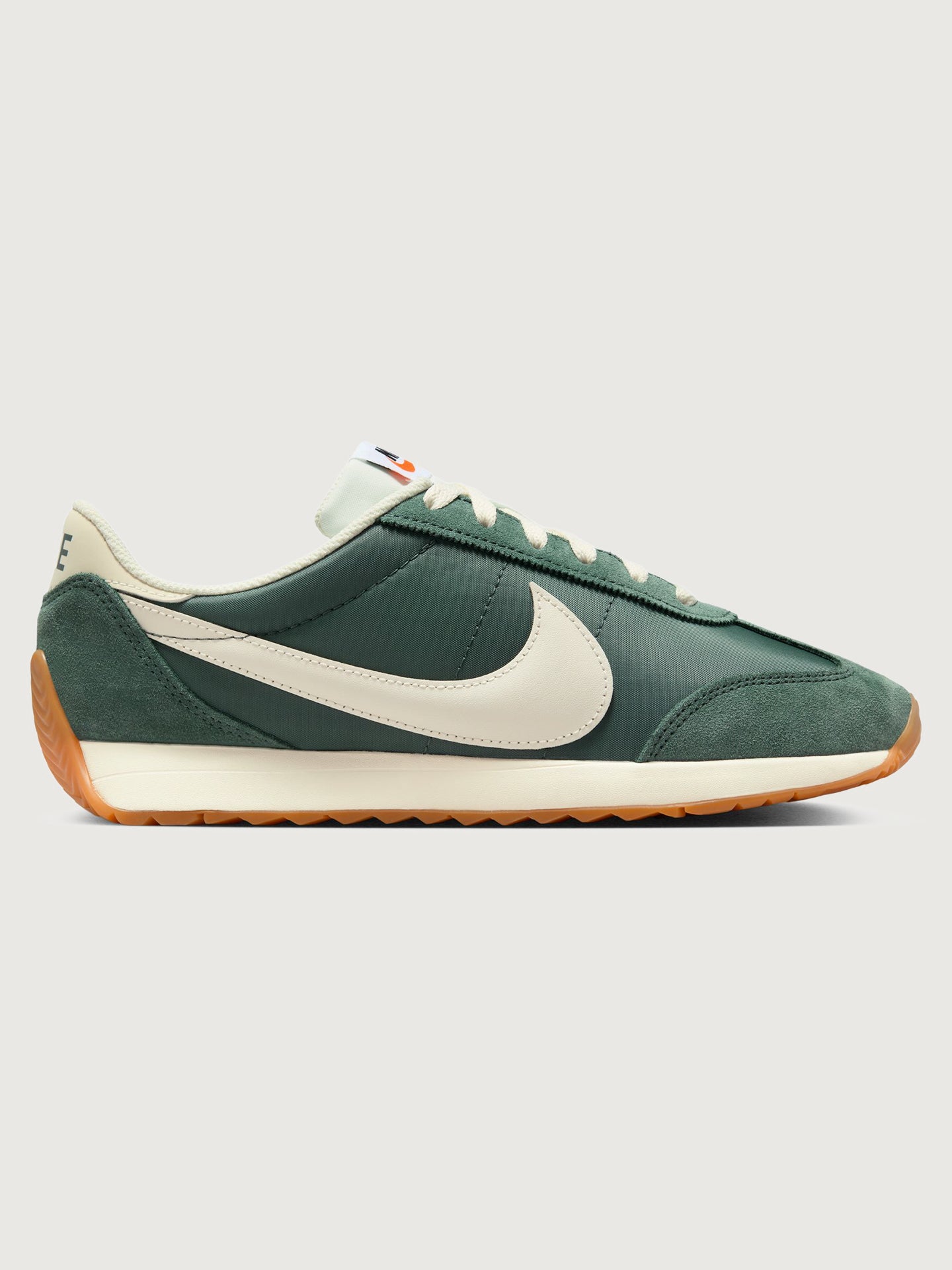 Nike Pacific - Vintage Green/Pale Ivory-Gum Light Brown - Image 3
