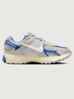 Nike Zoom Vomero 5 - Game Royal/ White coconut Milk - Image 4