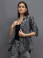 SINGLE BREASTED STRAIGHT FIT JACKET - STUDS - Image 4