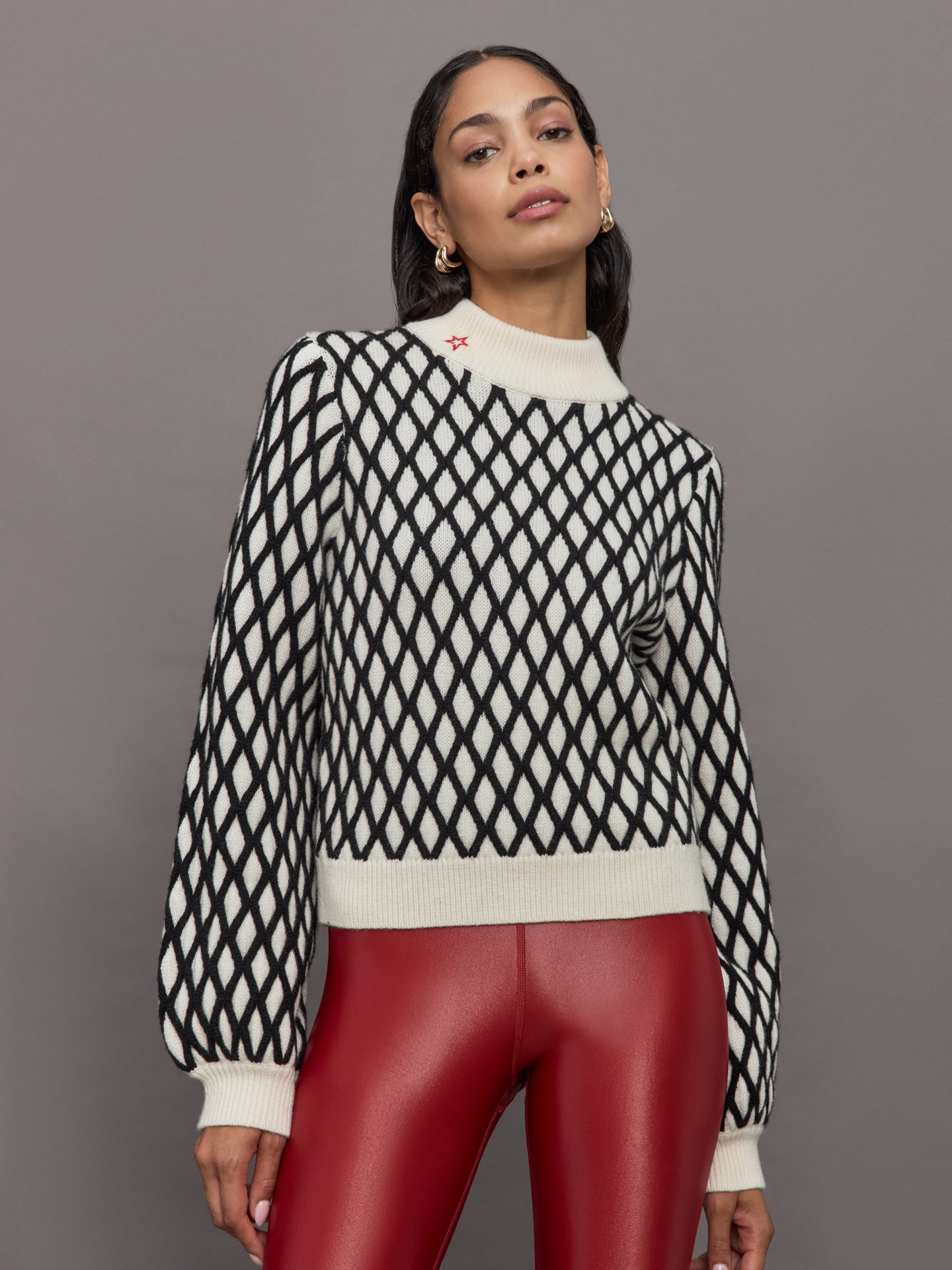 PERF-W3001100-BLKWHI-Carving-Air-Sweater-color-Black-Snow-White_6404-Edit Carving Merino Wool Sweater - Black/Snow White - Image 1