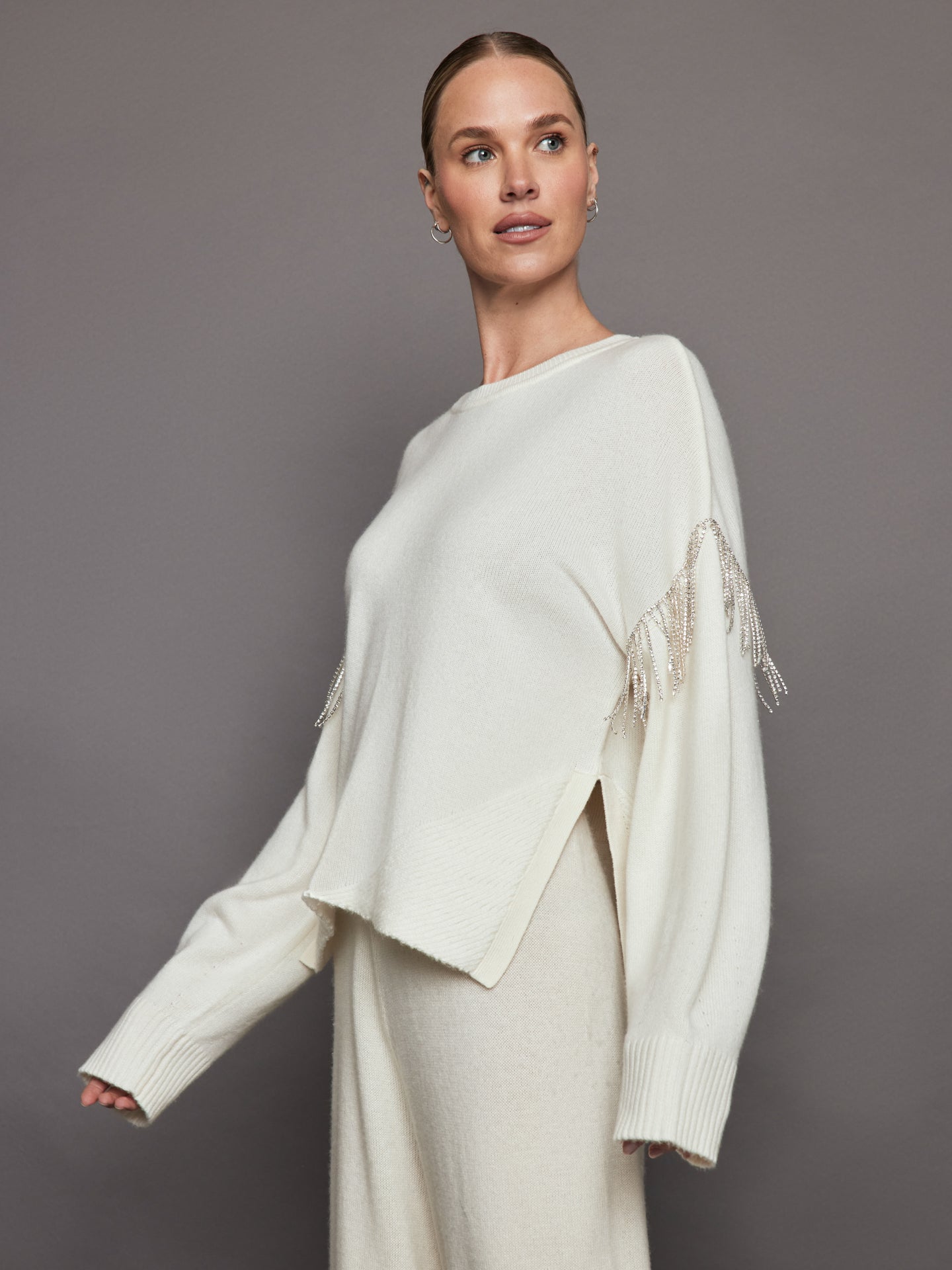 PHOE-W306-IVRYOFFWHI-VIVIANA-SWEATER-color-CREAMY-WHITE_45066 Viviana Sweater - Creamy White - Image 1