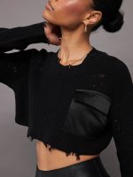 Cropped Devin Sweater - BLACK - Image 3