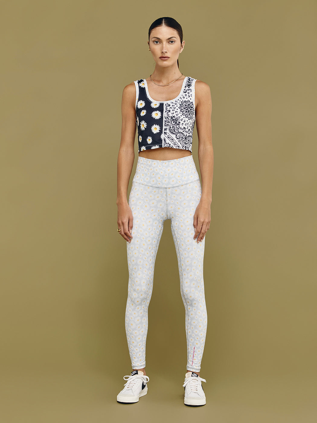 Daisys On Dusty Blue TLC Legging - Daisys On Dusty Blue - Image 3