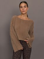 Carme Plush Lace Bell Sleeve Top - Cappuccino
