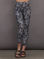 Form High Pocket Legging 25" - Ink Block Floral - Image 4